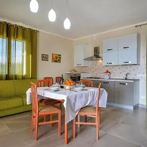 villa-teresa-tra-il-mare-e-la-campagna.sicilyhotelsitaly.net/